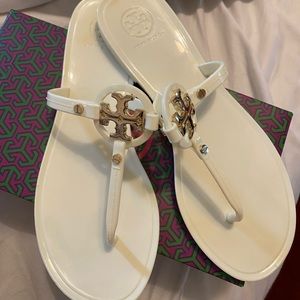 Tory Burch Mini Miller Flat Thong